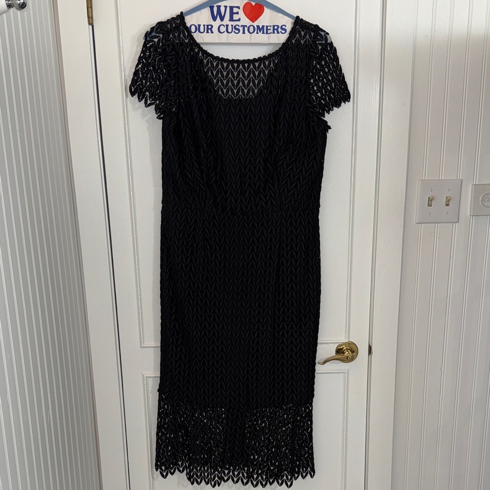 Kay Unger Black Lace Midi Dress